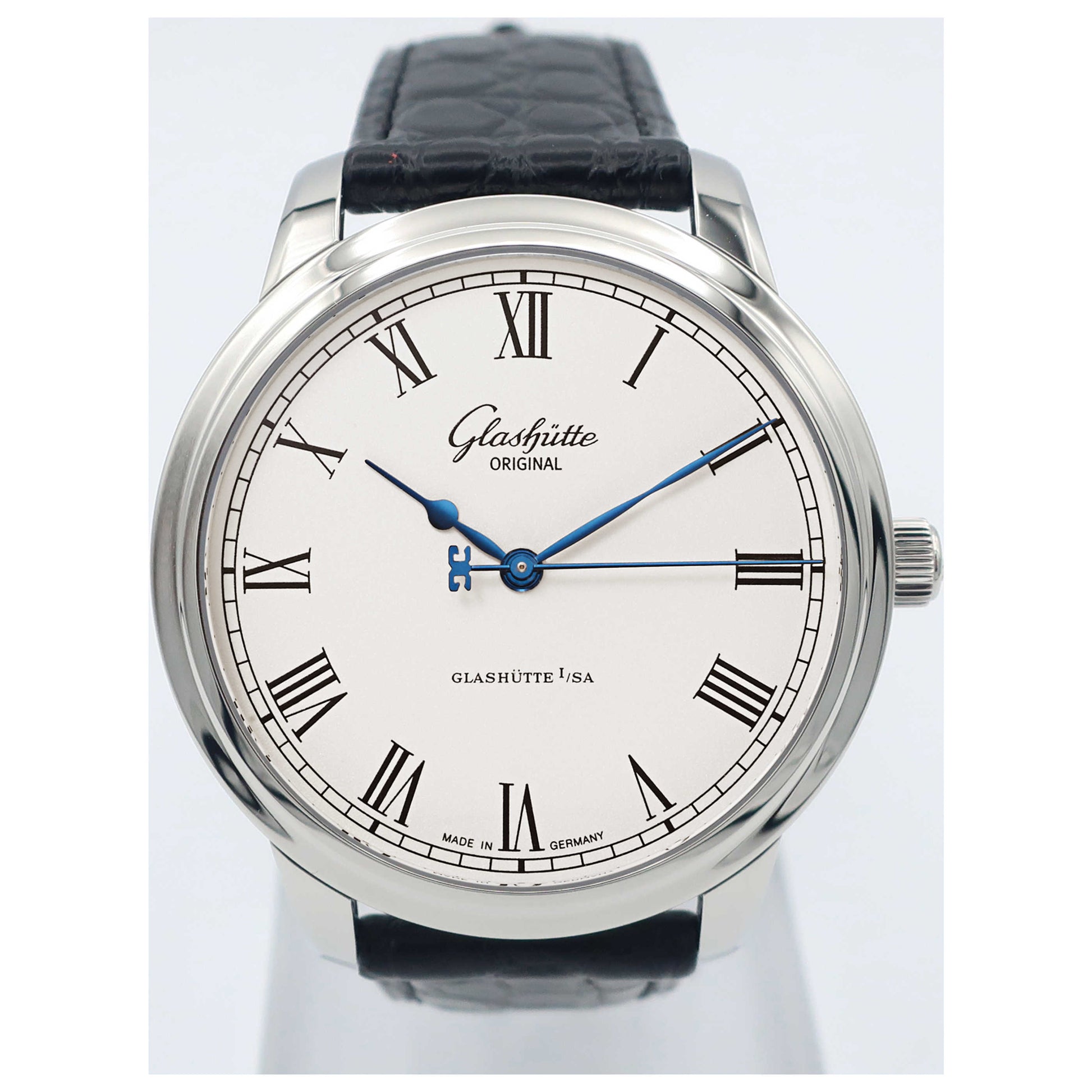 Front view of Glashutte Senator Men's Automatic Watch 39-59-01-02-04-SD