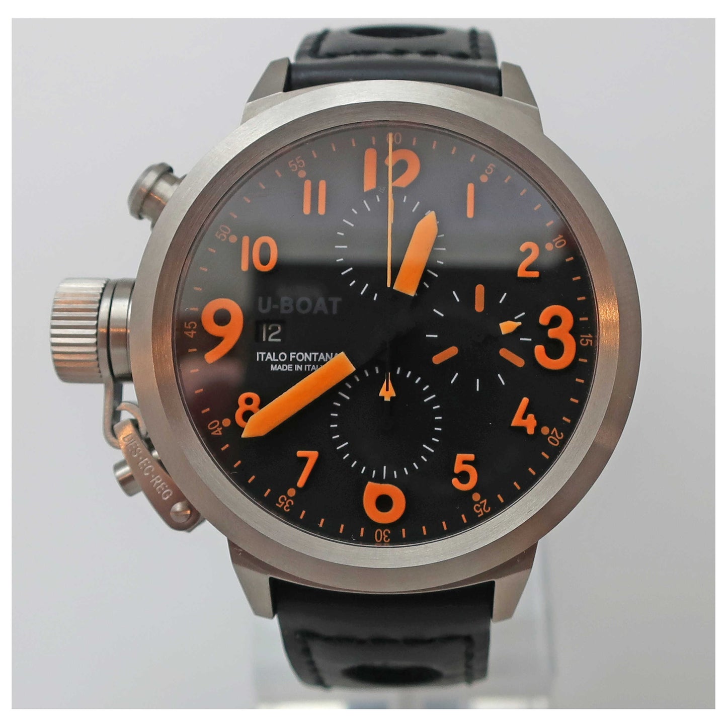 Front view of U-Boat Flight Deck Men's Automatic Watch 43-CAS-O-SDV