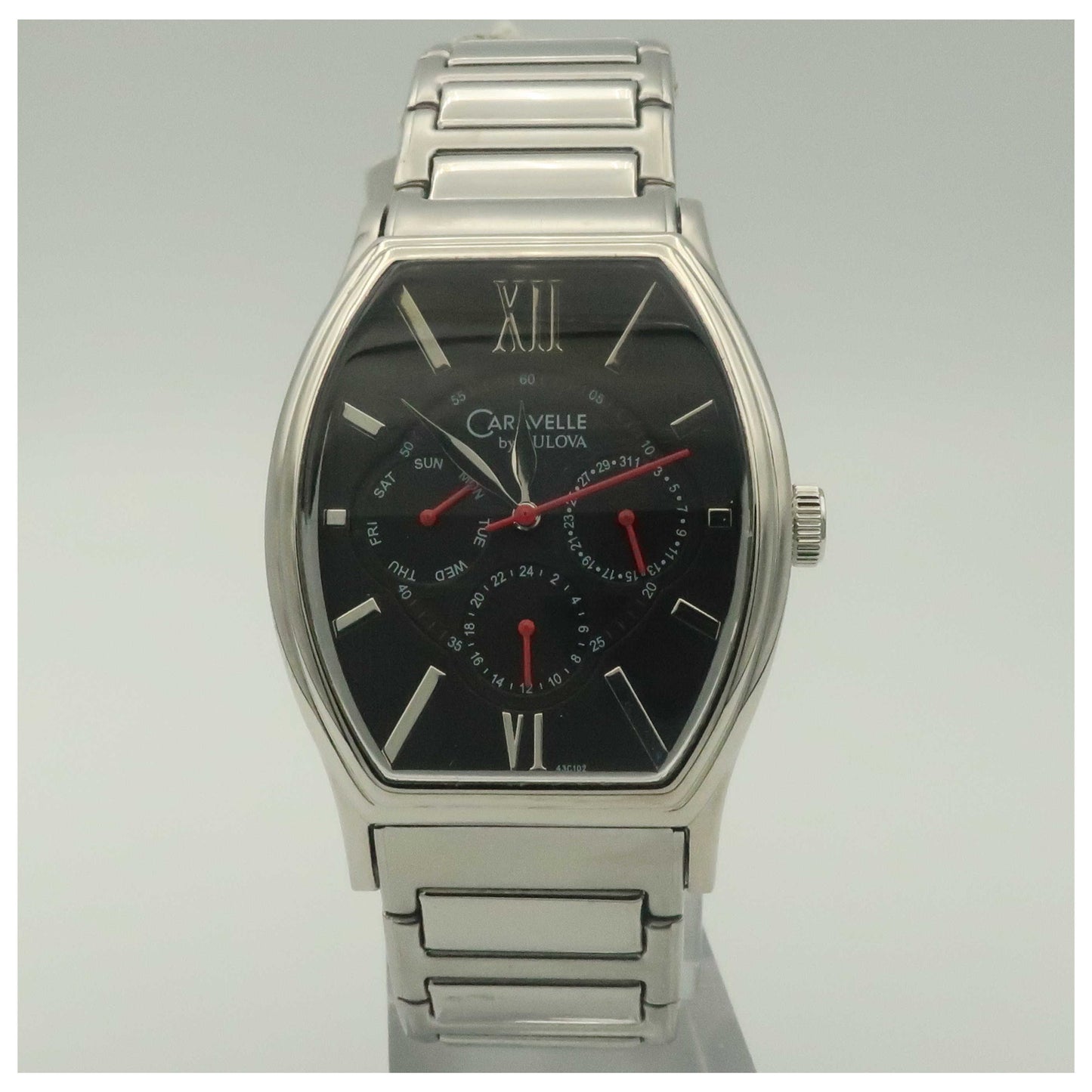 Front view of Caravelle Bracelet Men's Quartz Watch 43C102-PO