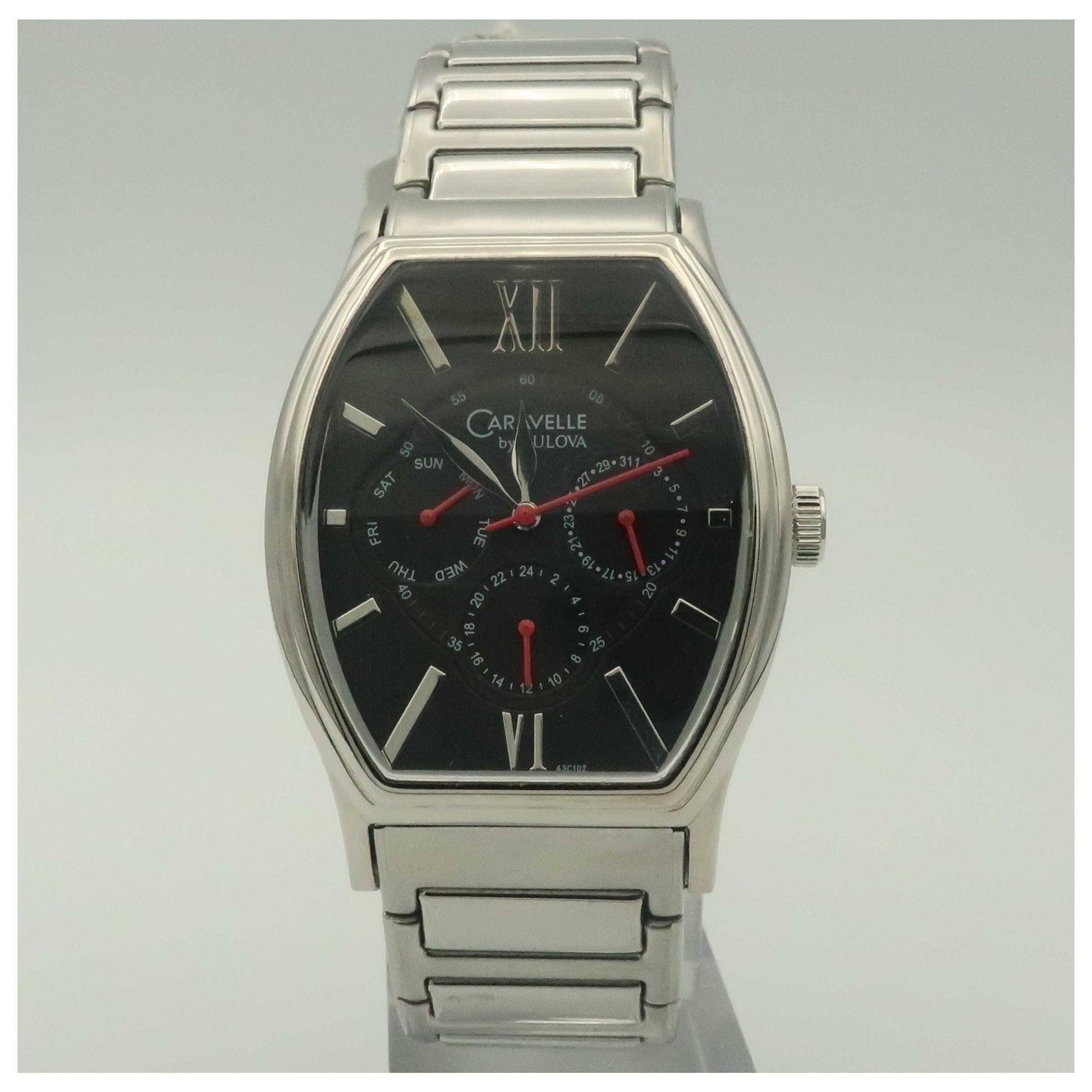 Front view of Caravelle Bracelet Men's Quartz Watch 43C102-PO