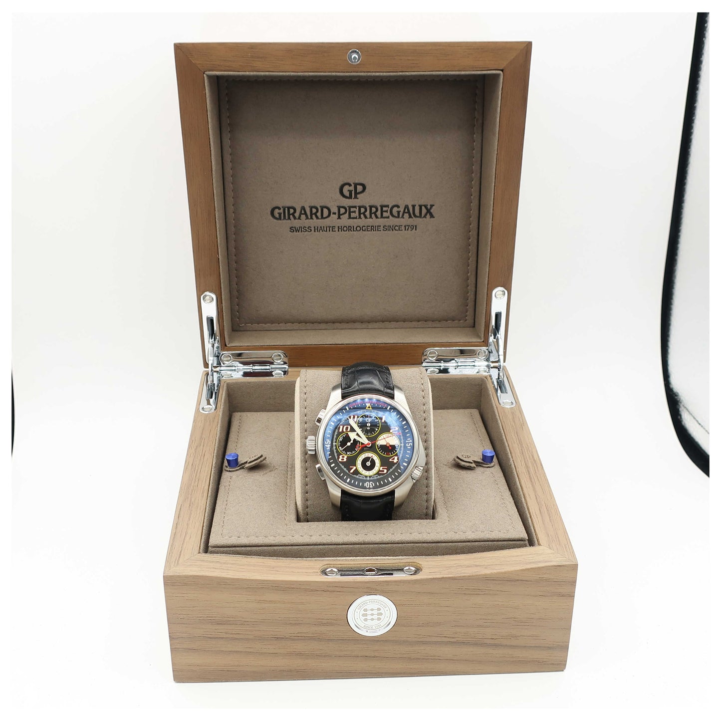 Girard-Perregaux Sport Classique Men's Automatic Watch 49930-11-612-FK6A-SD - Image #6