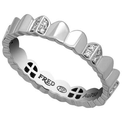 Front view of Fred of Paris Une Ile D'or Women's Ring 4B0777-054