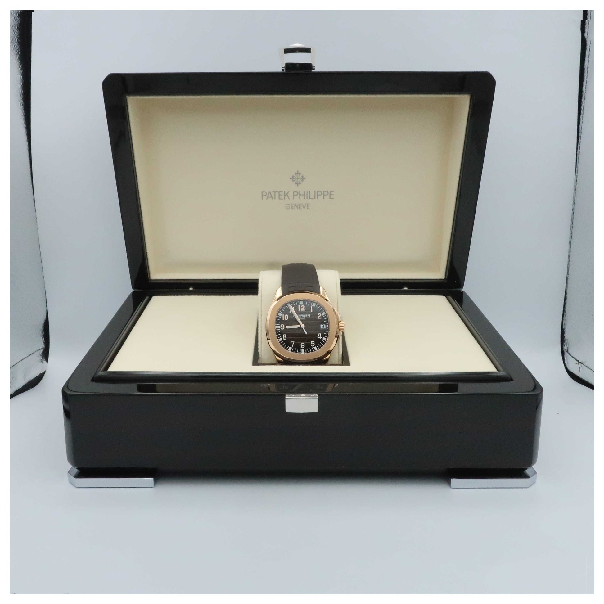 Patek Philippe Aquanaut Men's Automatic Watch 5167R-SD - Image #6