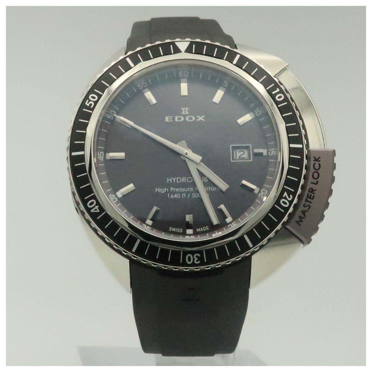 Front view of Edox Hydro-Sub Men's Swiss Quartz (Battery-Powered) Watch 53200-3NGCA-GIN-SDV