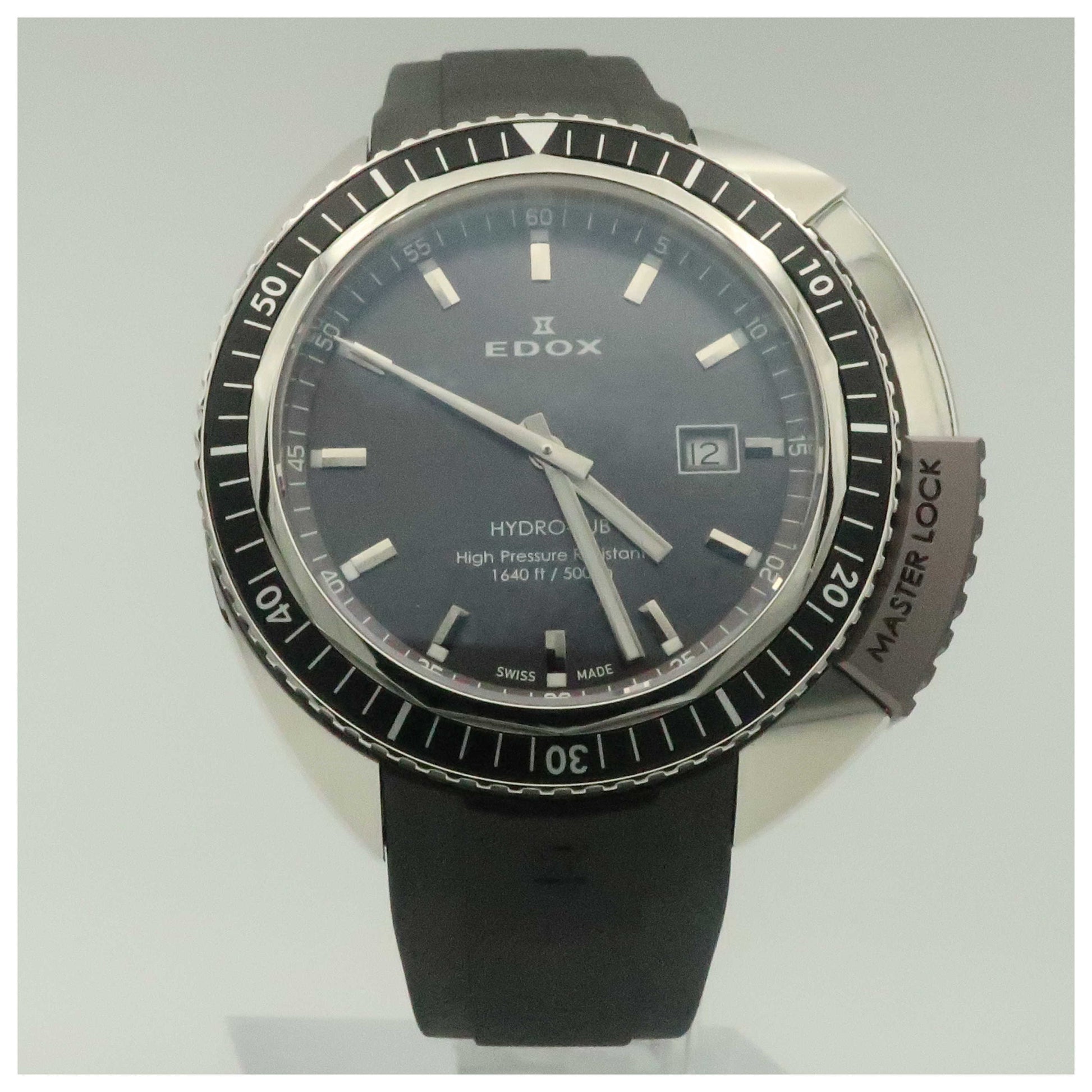 Front view of Edox Hydro-Sub Men's Swiss Quartz (Battery-Powered) Watch 53200-3NGCA-GIN-SDV