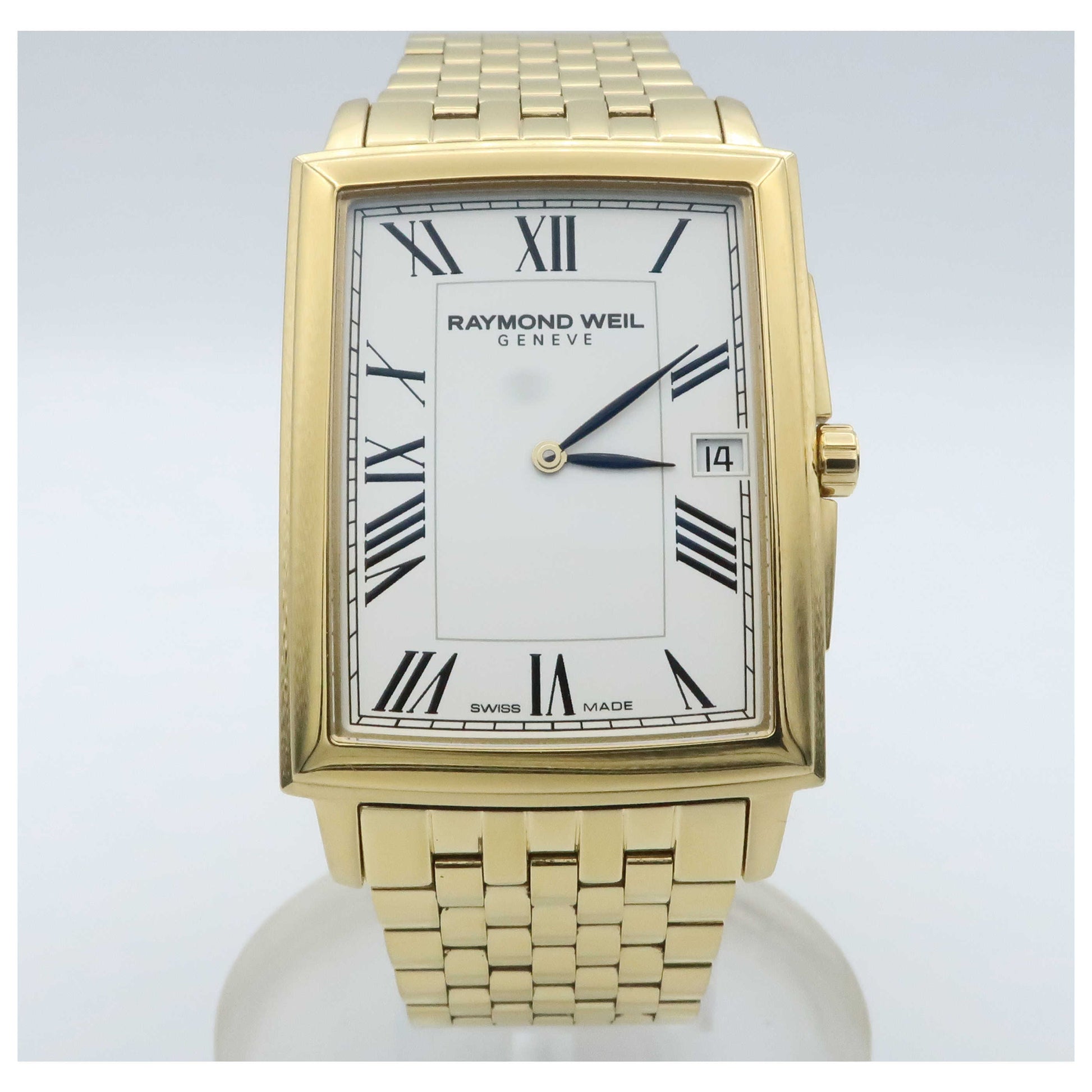 Front view of Raymond Weil Tradition Men's Swiss Quartz (Battery-Powered) Watch 5456-P-00300-PO