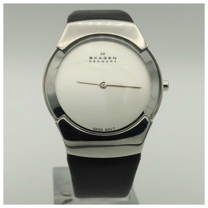 Front view of Skagen Swiss Women's Swiss Quartz (Battery-Powered) Watch 582SSLC-PO