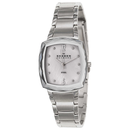 Front view of Skagen Classic Women's Japanese Quartz (Battery-Powered) Watch 657SSSX