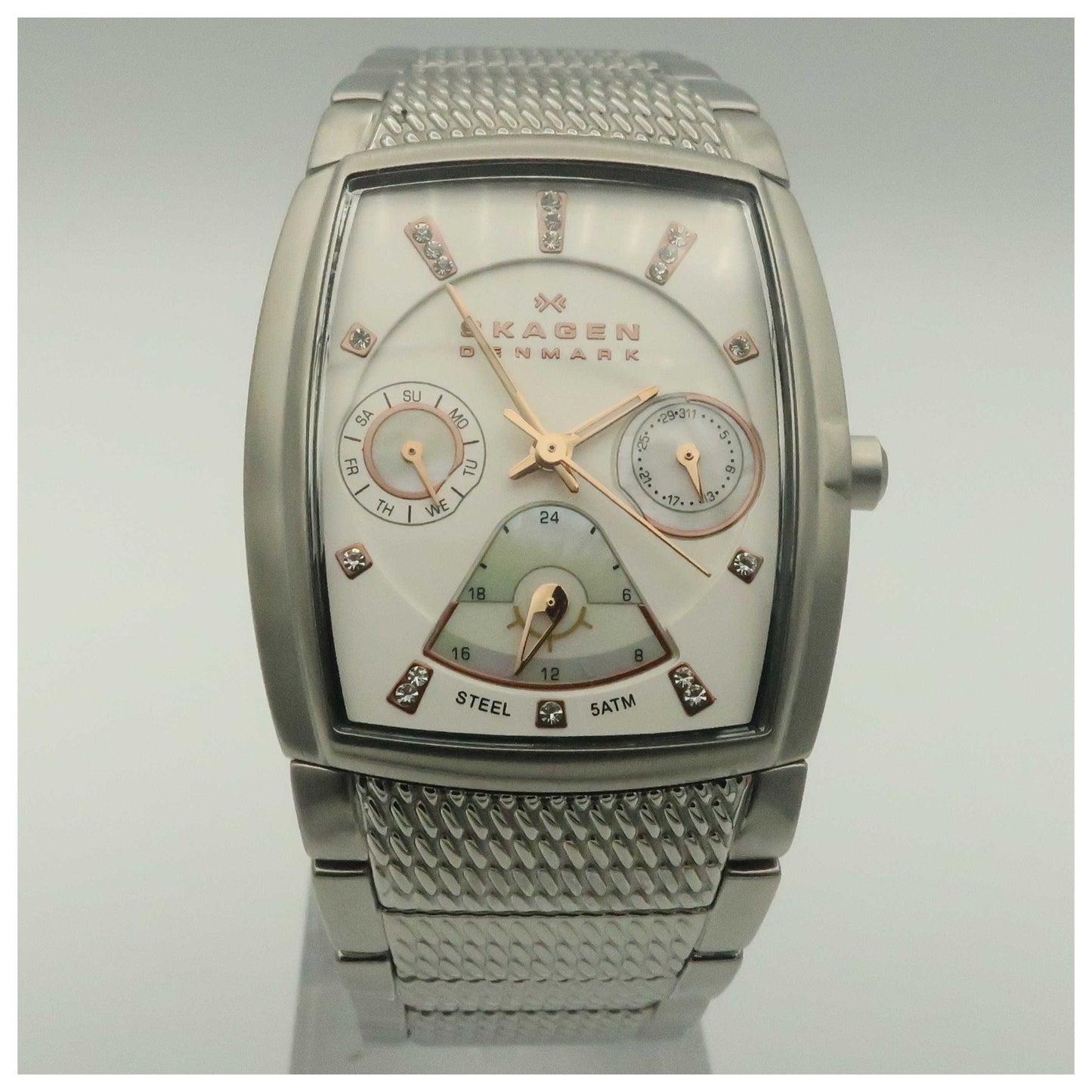 Front view of Skagen Sport Women's Quartz Watch 747SSXR-PO