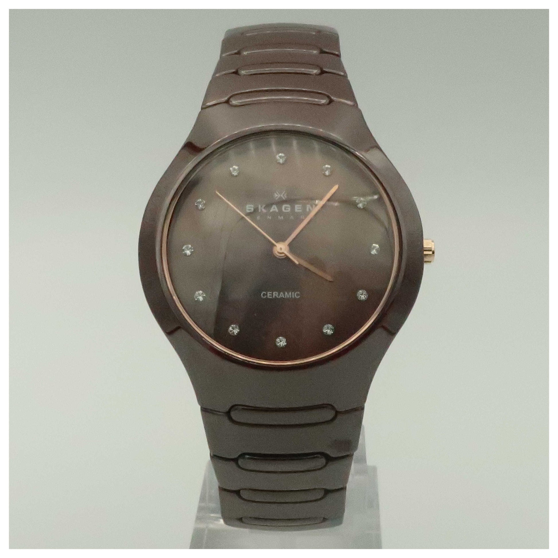 Front view of Skagen Ceramic Women's Japanese Quartz (Battery-Powered) Watch 817SDXCR-SDV