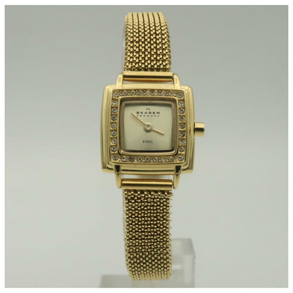 Front view of Skagen Mesh Women's Japanese Quartz (Battery-Powered) Watch 821XSGG1-SDV