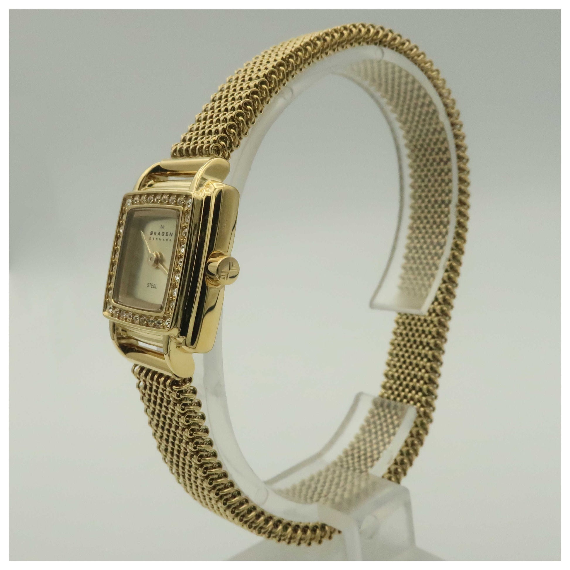 Skagen Mesh Women's Japanese Quartz (Battery-Powered) Watch 821XSGG1-SDV - Image #4