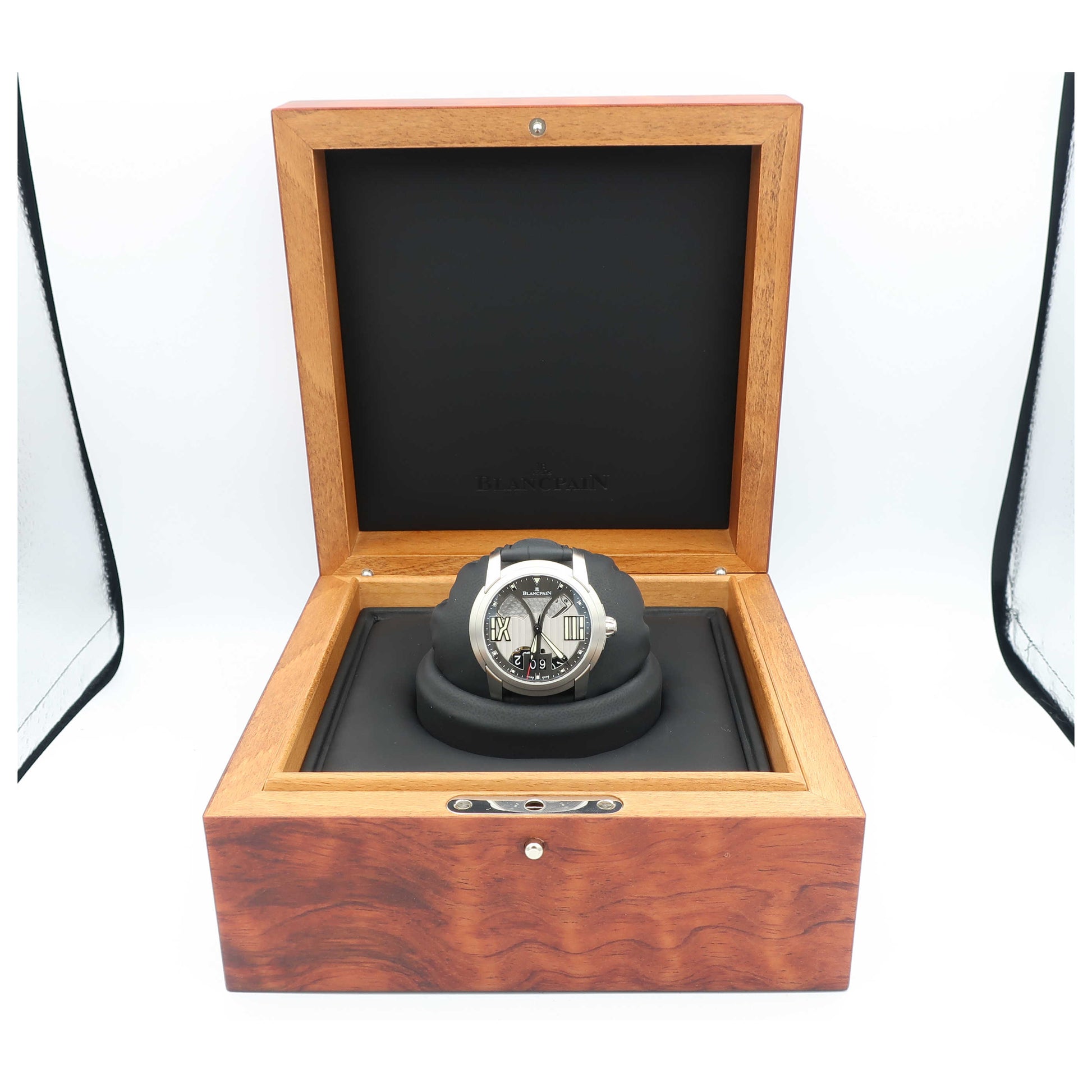 Blancpain L-Evolution Men's Automatic Watch 8850-11B34-53B-SD - Image #6