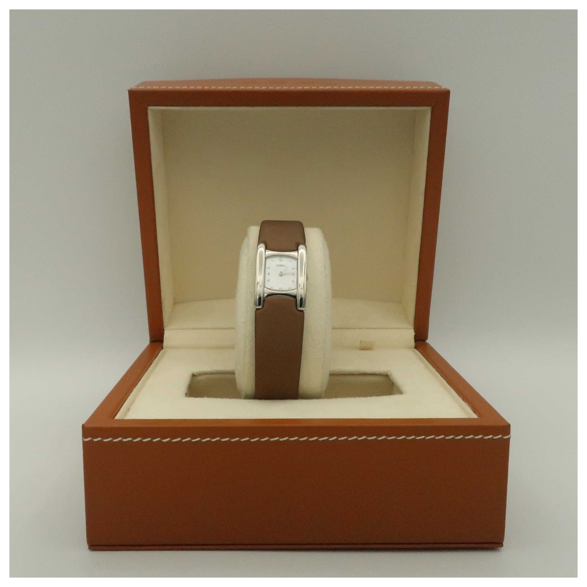 Ebel Beluga Manchette Women's Swiss Quartz (Battery-Powered) Watch 9057A21-19935830-PO2 - Image #6