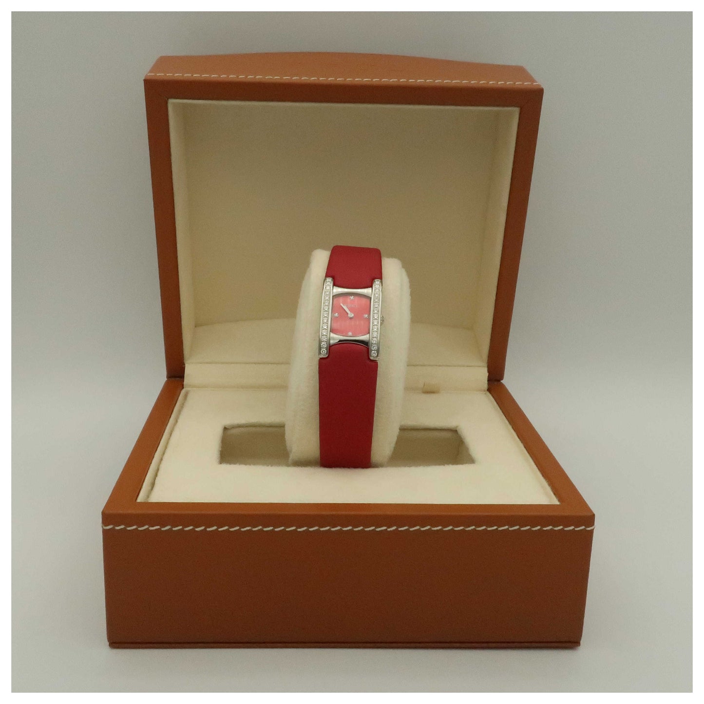 Ebel Beluga Manchette Women's Swiss Quartz (Battery-Powered) Watch 9057A28861035317-PO2 - Image #6