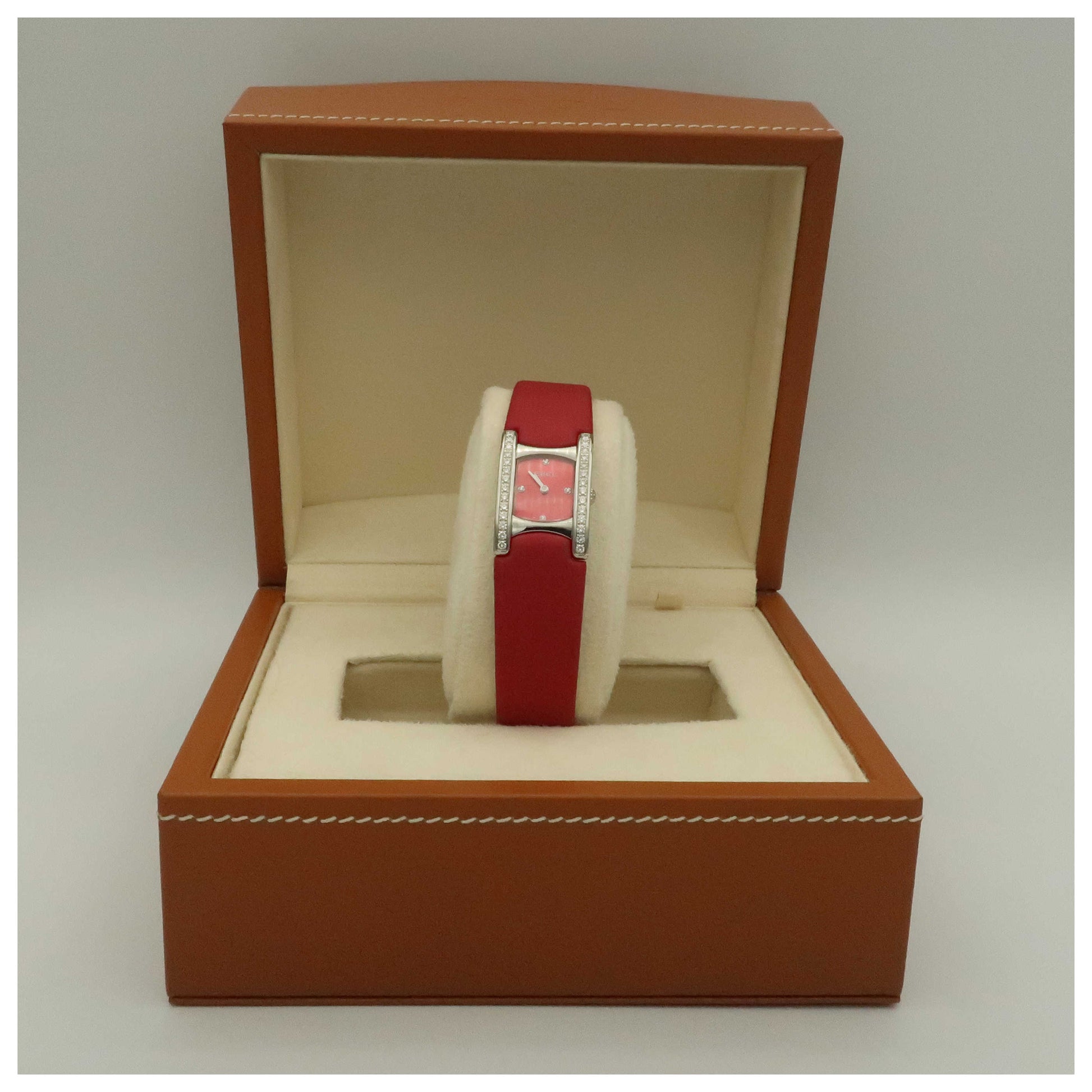 Ebel Beluga Manchette Women's Swiss Quartz (Battery-Powered) Watch 9057A28861035317-PO2 - Image #6