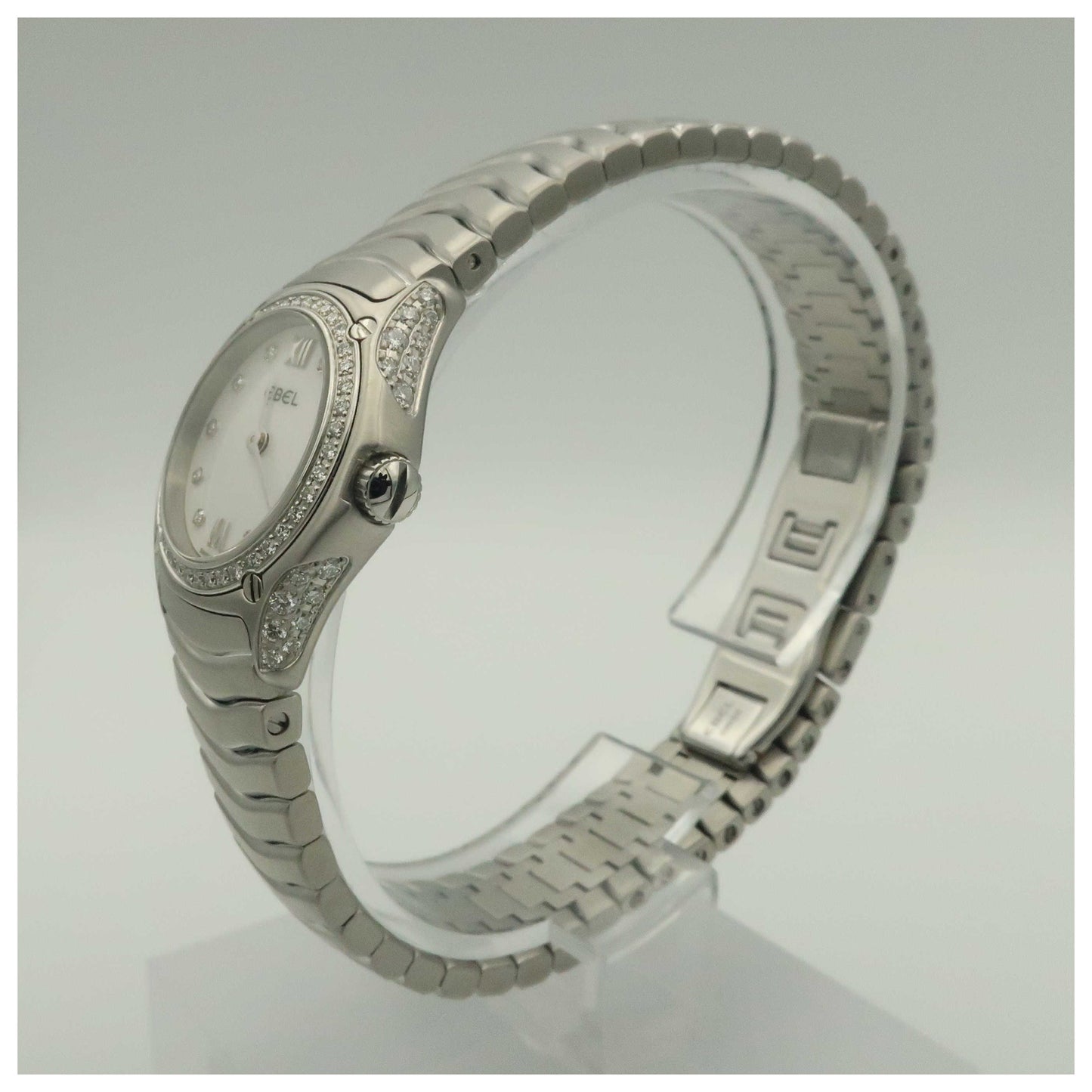 Ebel Classic Wave Women's Swiss Quartz (Battery-Powered) Watch 9157F19-971025-SDV - Image #4
