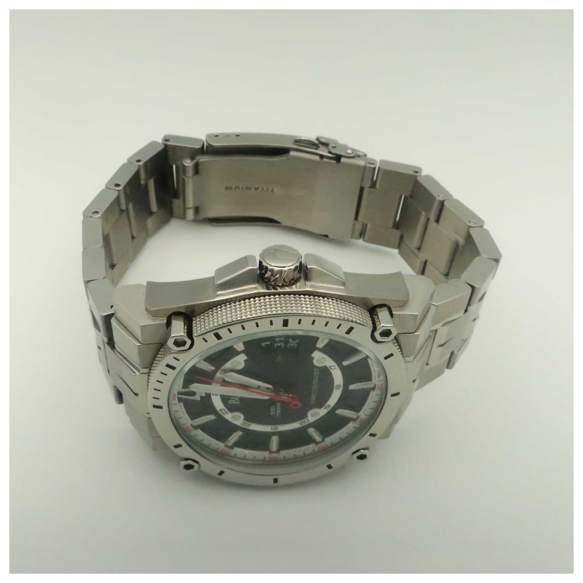 Bulova Precisionist Men's Japanese Quartz (Battery-Powered) Watch 96B133-SDV - Image #8