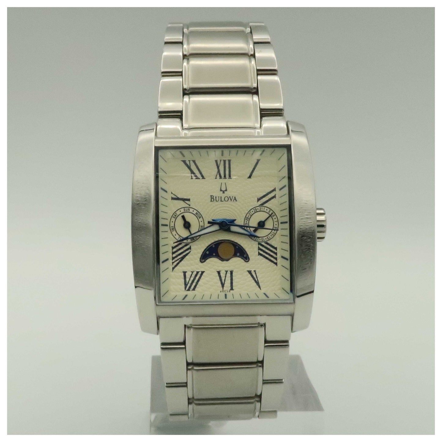 Front view of Bulova Bracelet Men's Quartz Watch 96C26-PO