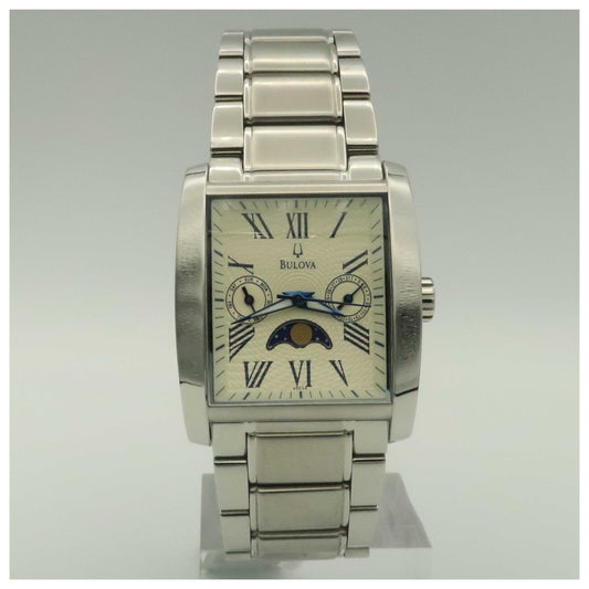 Front view of Bulova Bracelet Men's Quartz Watch 96C26-PO