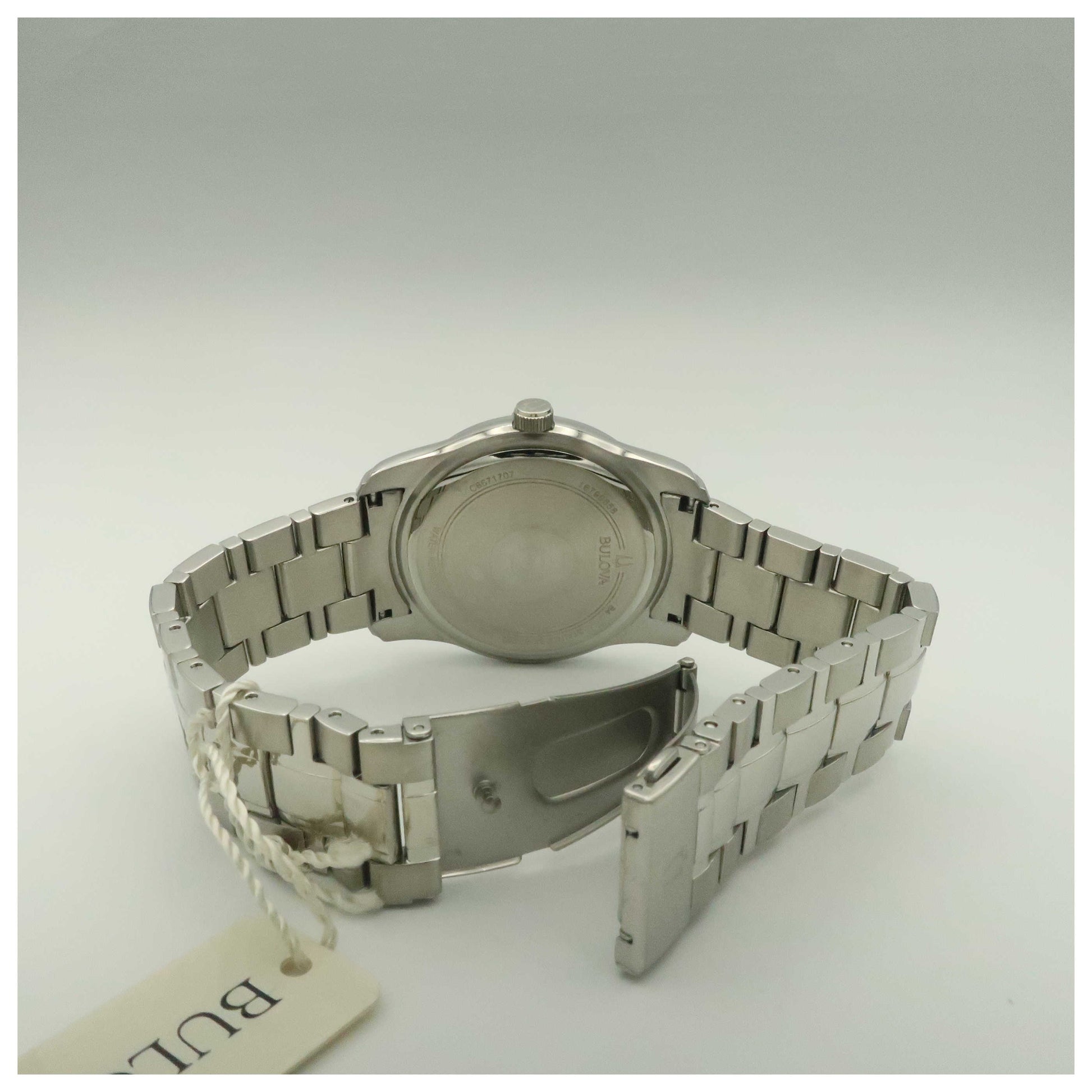 Bulova Diamonds Men's Japanese Quartz (Battery-Powered) Watch 96E115-PO - Image #7