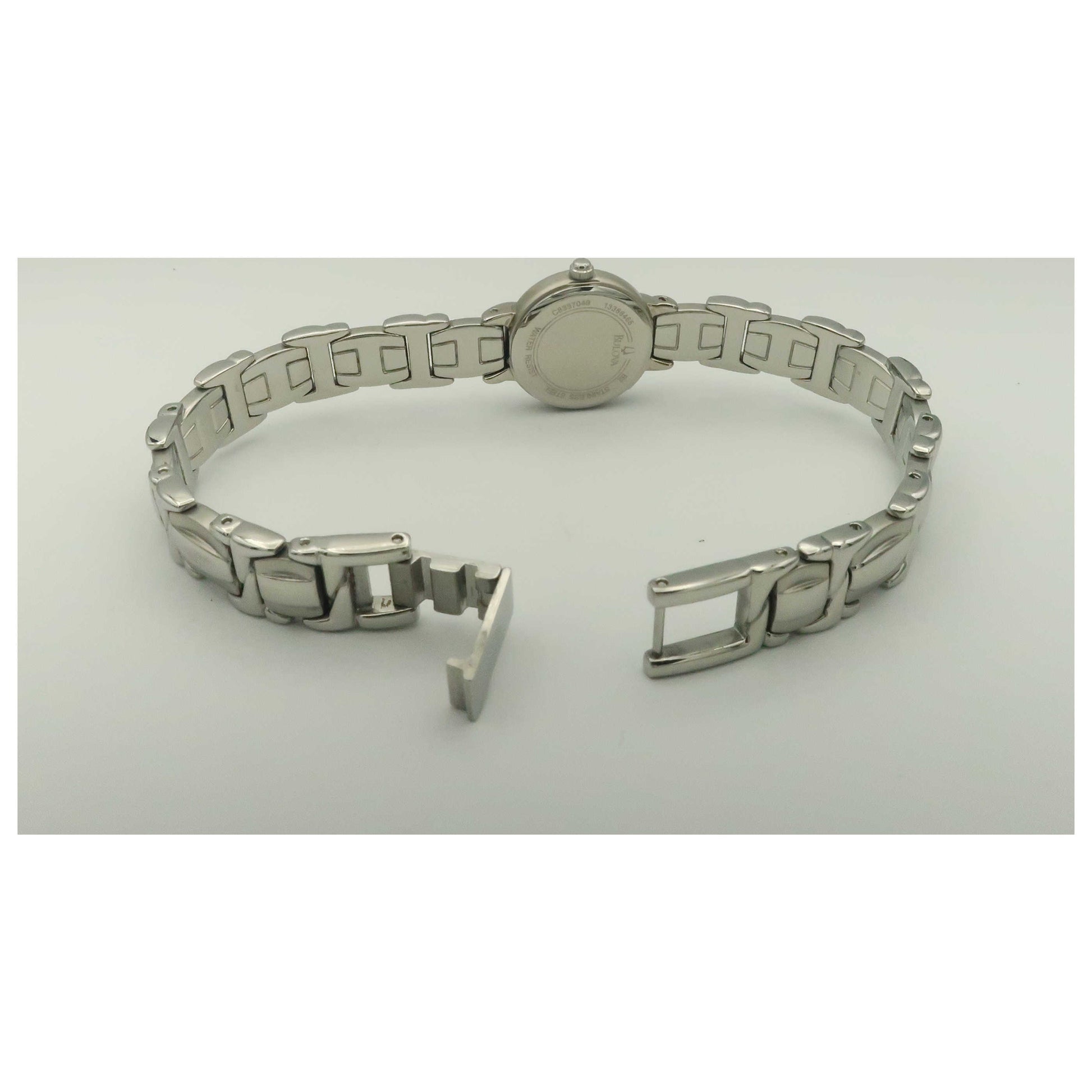 Bulova Bracelet Women's Japanese Quartz (Battery-Powered) Watch 96L90-SDV - Image #7