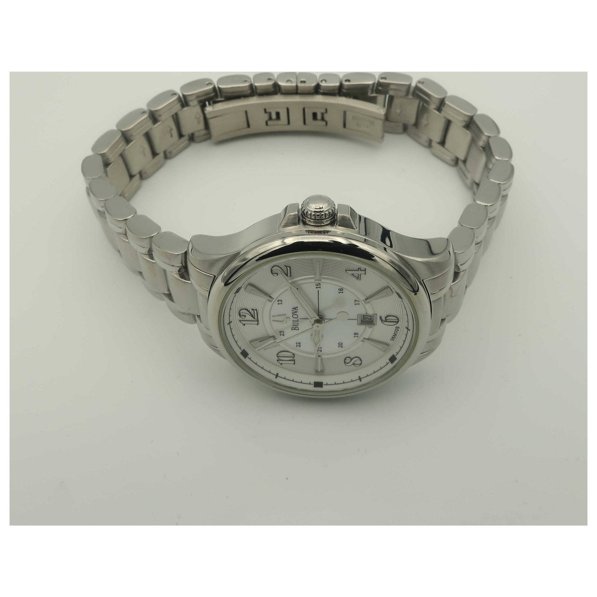 Bulova Adventurer Women's Quartz Watch 96M109-SDV - Image #8