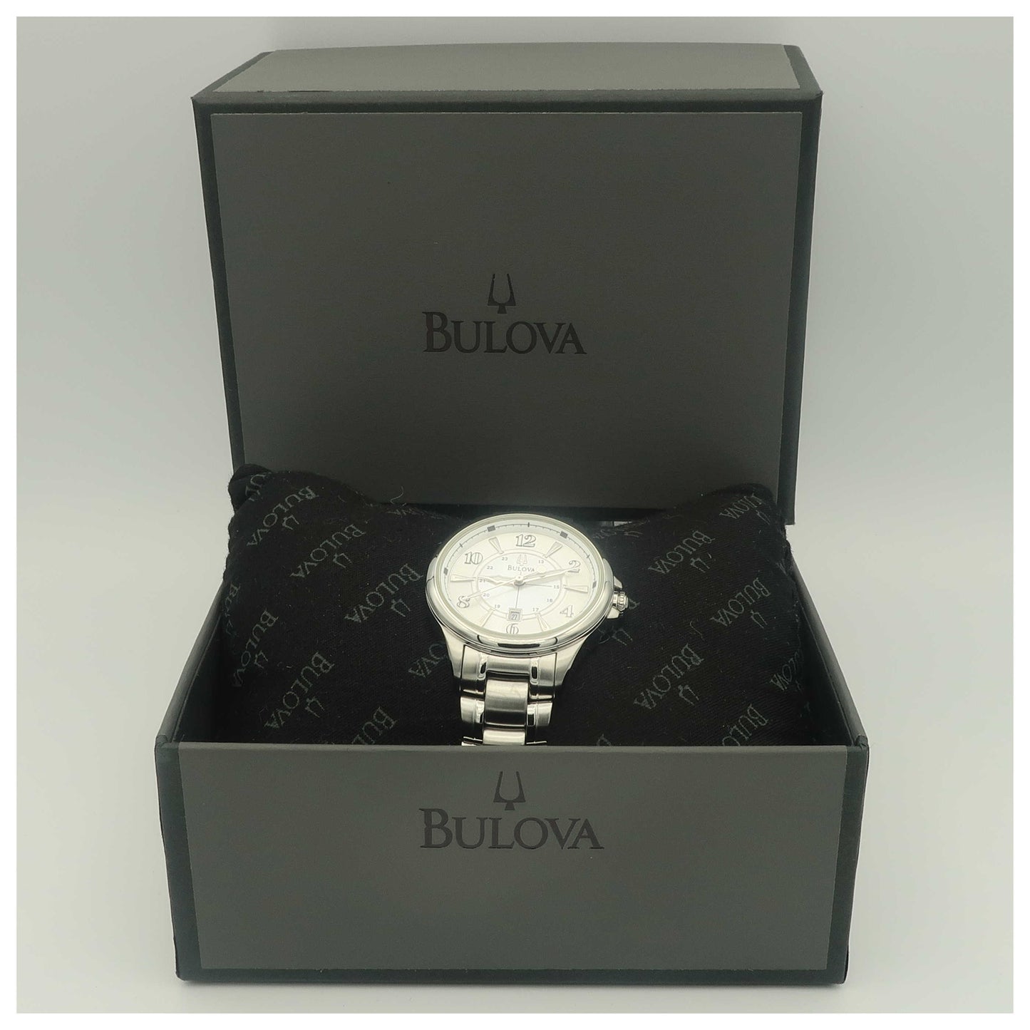 Bulova Adventurer Women's Quartz Watch 96M109-SDV - Image #6