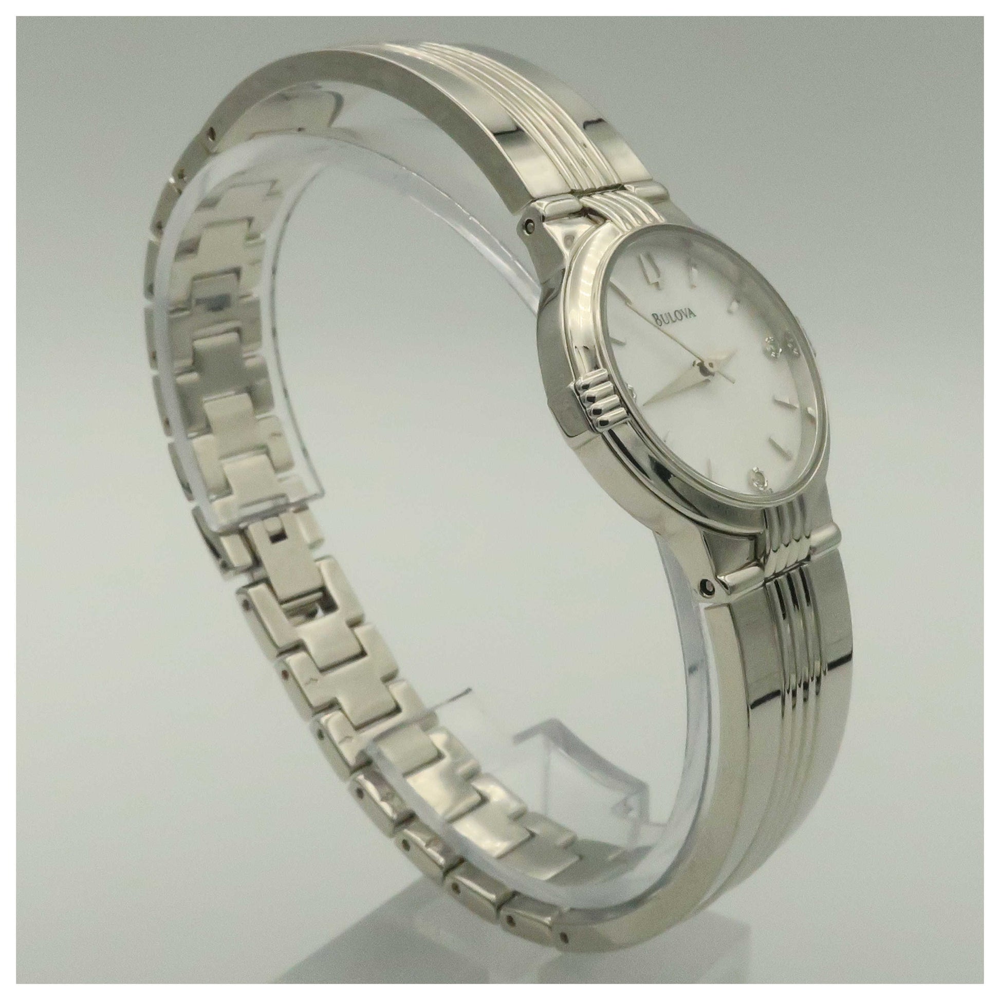 Bulova Bracelet Women's Swiss Quartz (Battery-Powered) Watch 96P002-PO - Image #3