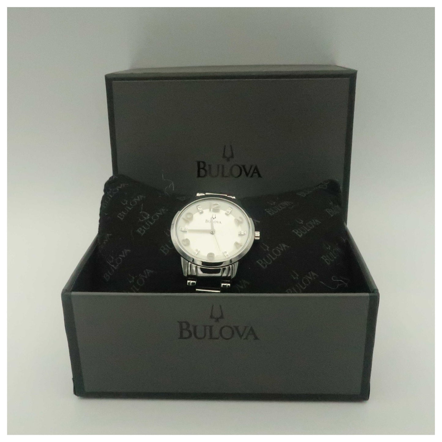 Bulova Diamonds Women's Japanese Quartz (Battery-Powered) Watch 96P111-SD - Image #6