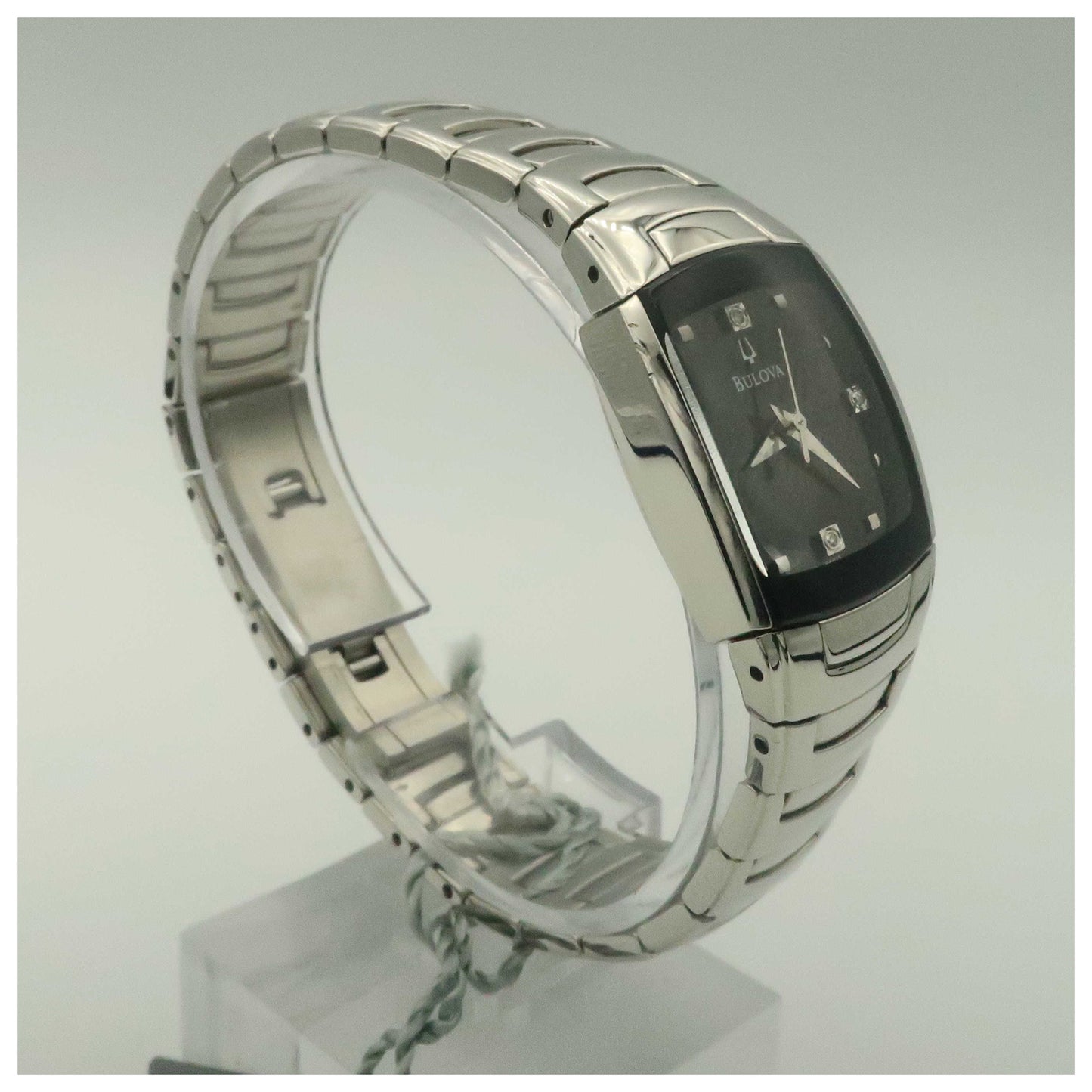 Bulova Diamonds Women's Japanese Quartz (Battery-Powered) Watch 96P15-PO - Image #3