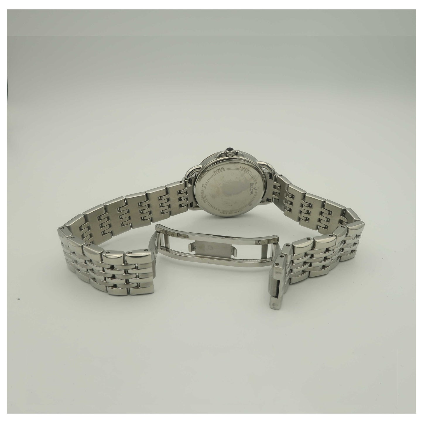 Bulova Diamonds Women's Japanese Quartz (Battery-Powered) Watch 96R146-PO - Image #7