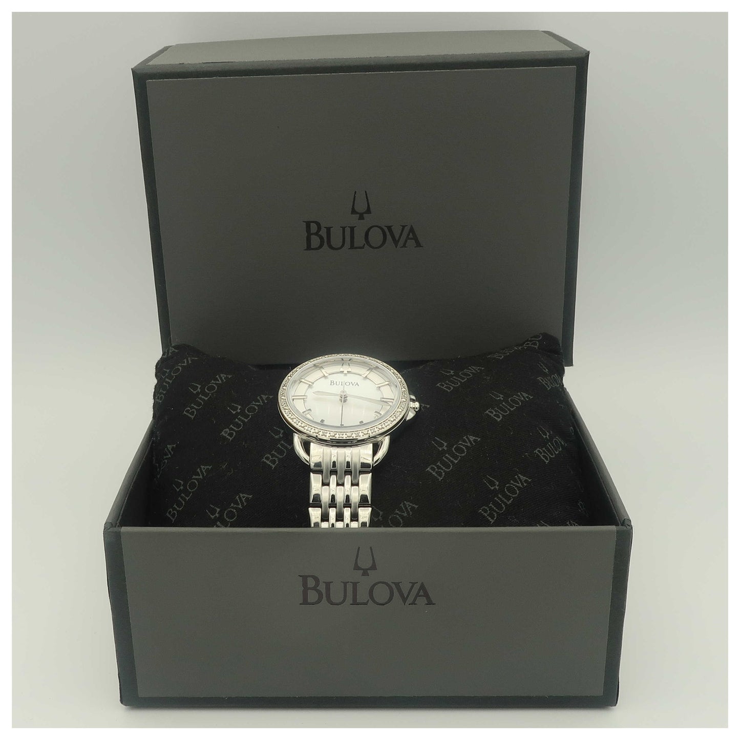 Bulova Diamonds Women's Japanese Quartz (Battery-Powered) Watch 96R146-PO - Image #6