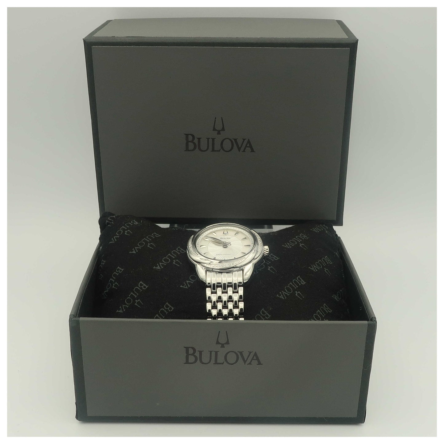 Bulova Precisionist Women's Japanese Quartz (Battery-Powered) Watch 96R153-PO - Image #6