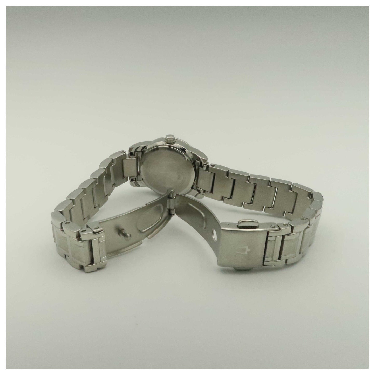 Bulova Diamonds Women's Japanese Quartz (Battery-Powered) Watch 96R156-PO - Image #7