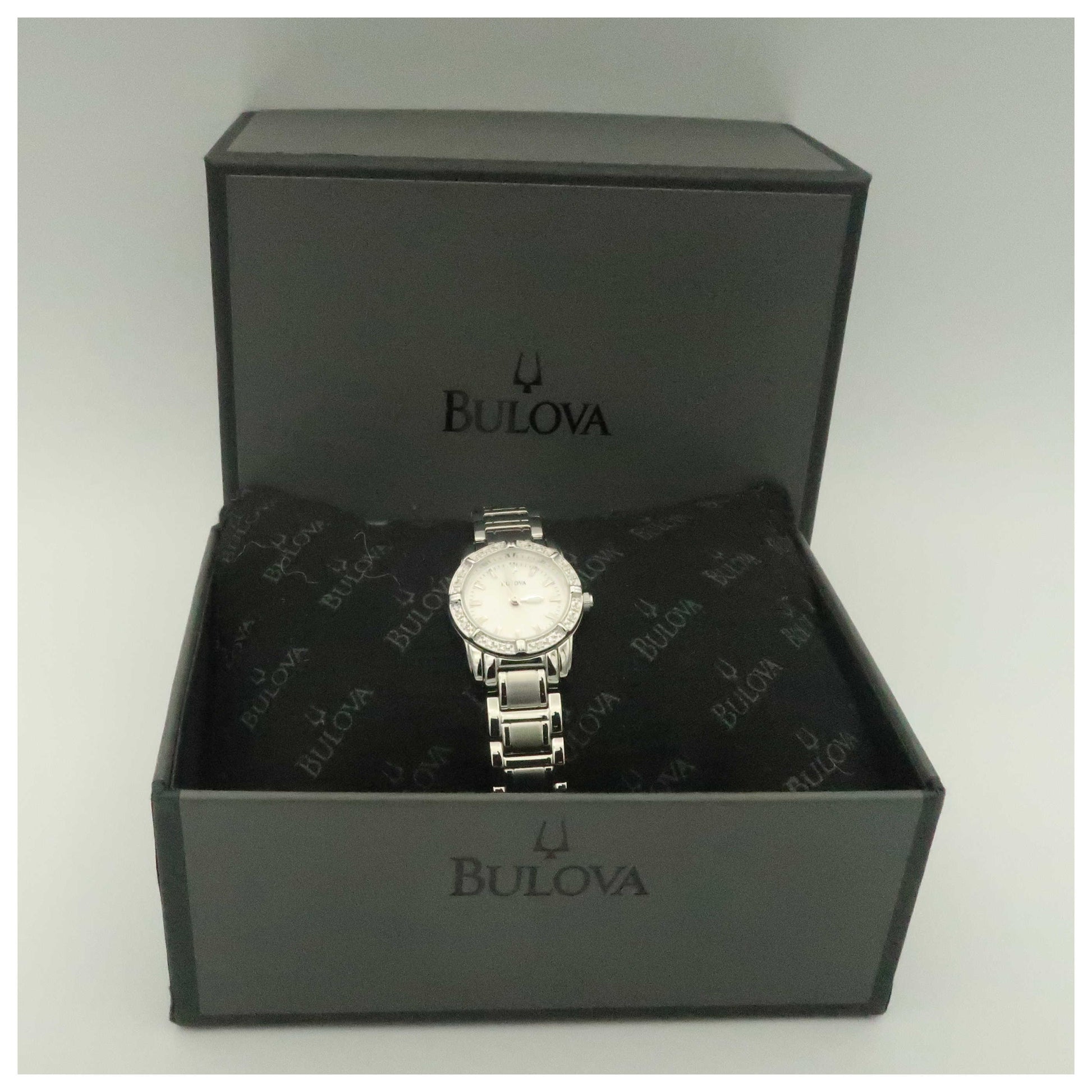 Bulova Diamonds Women's Japanese Quartz (Battery-Powered) Watch 96R156-PO - Image #6