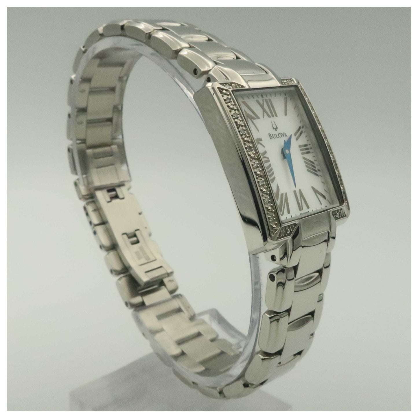 Bulova Fairlawn Women's Quartz Watch 96R160-SD - Image #3