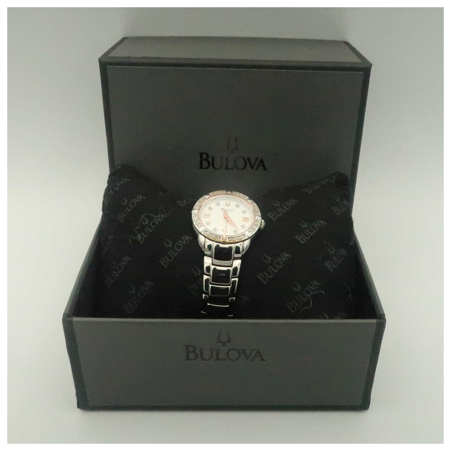 Bulova Diamonds Women's Japanese Quartz (Battery-Powered) Watch 96R176-PO - Image #6
