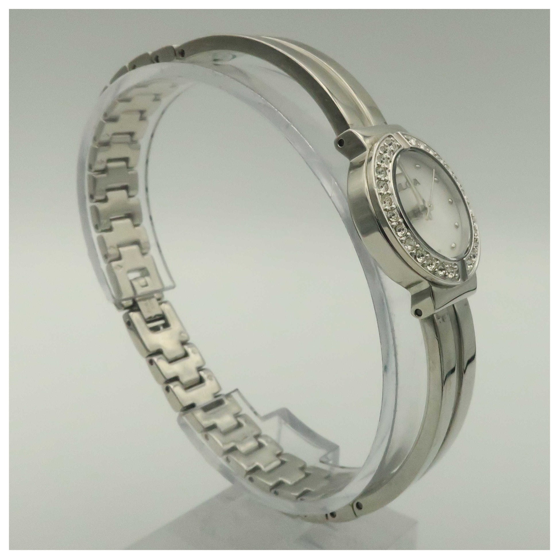 Bulova Crystal Women's Quartz Watch 96T09-PO - Image #3