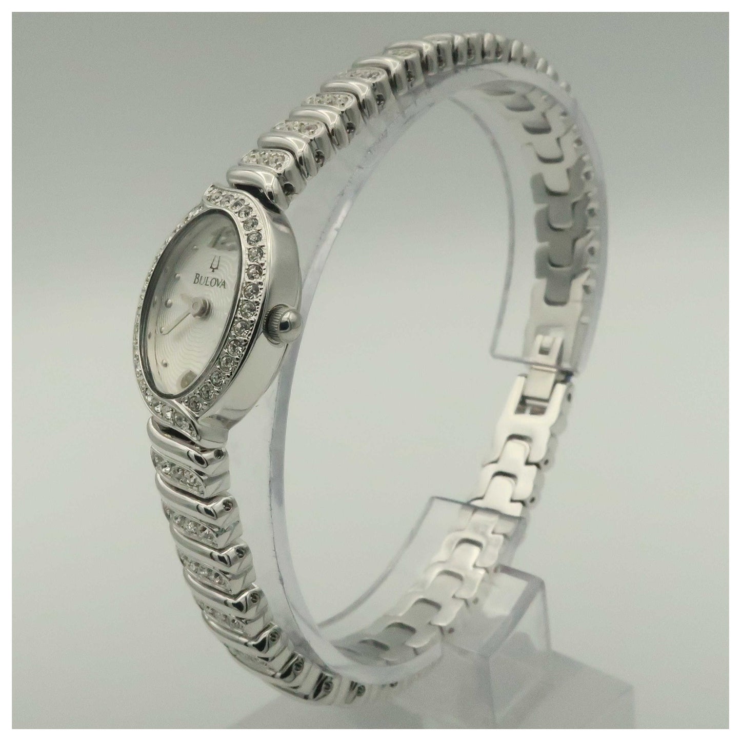 Bulova Crystal Women's Quartz Watch 96T53-SDV - Image #4