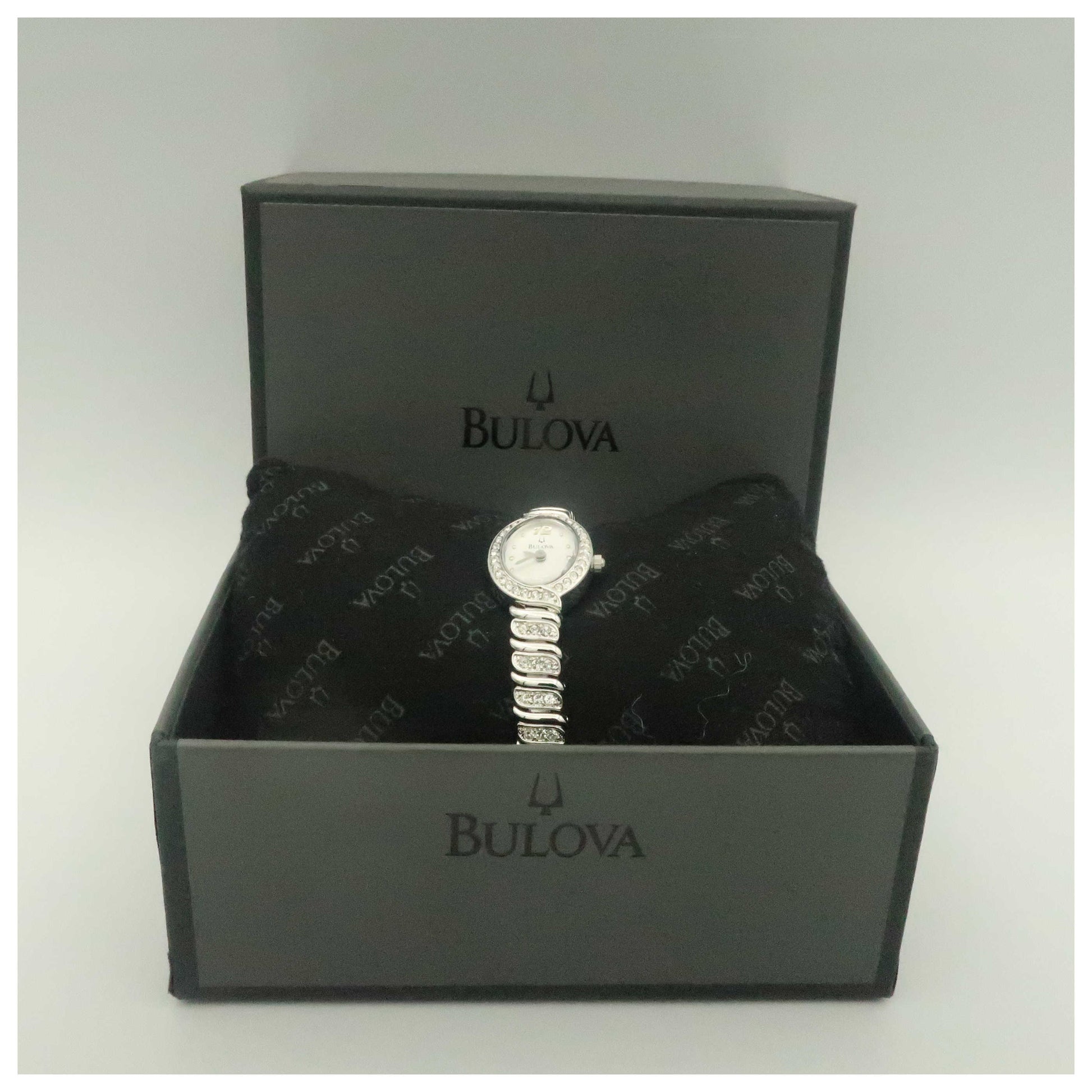 Bulova Crystal Women's Quartz Watch 96T53-SDV - Image #6