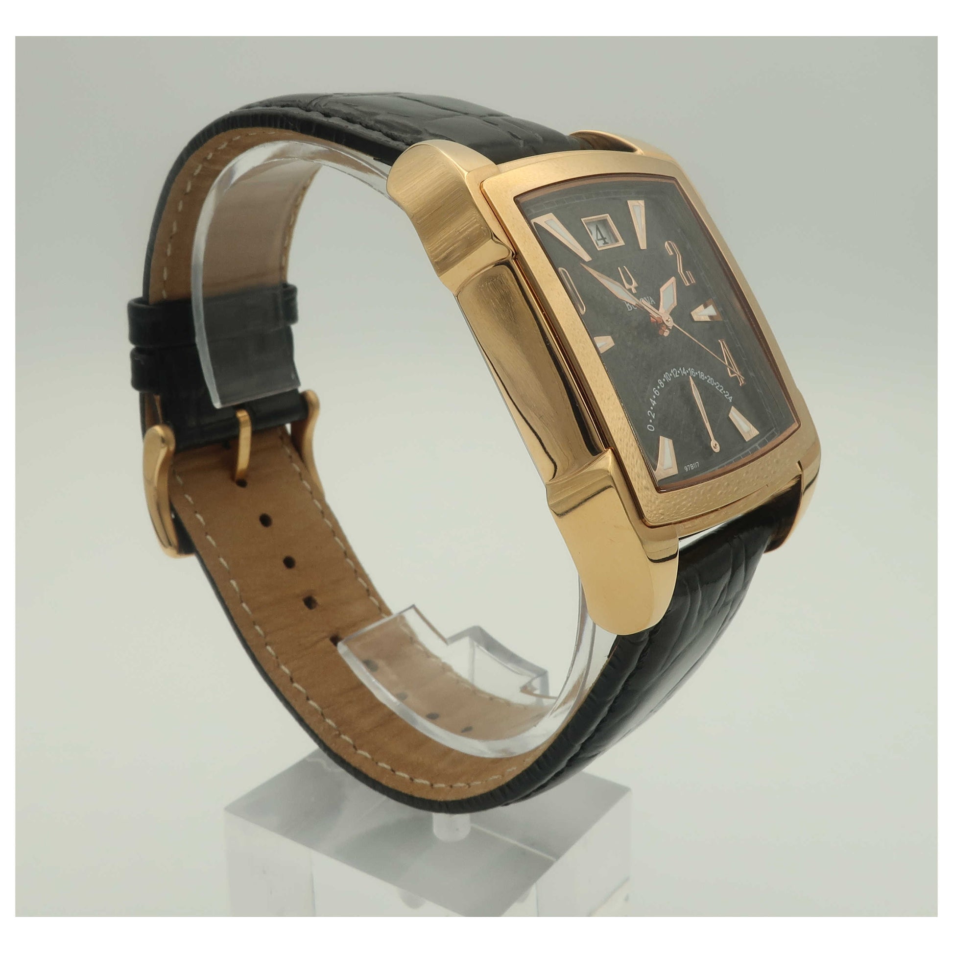 Bulova Adventurer Men's Japanese Quartz (Battery-Powered) Watch 97B117-PO - Image #3