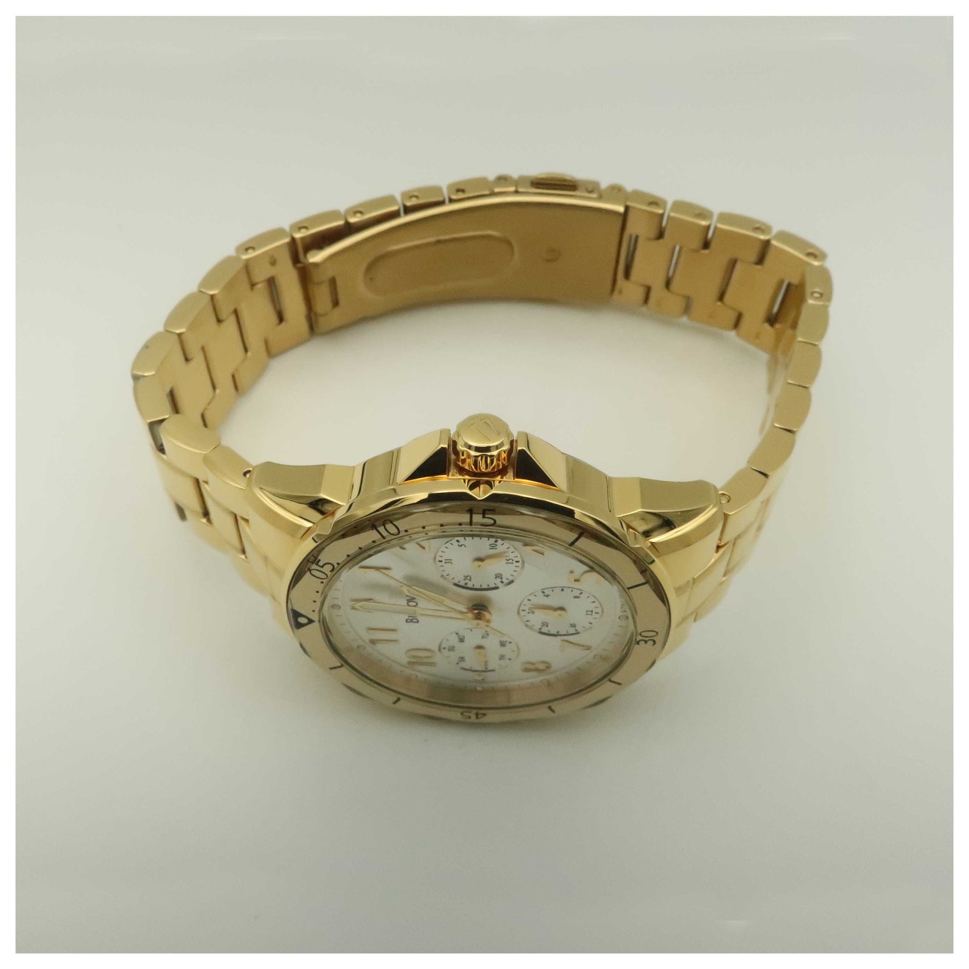 Bulova Bracelet Women's Japanese Quartz (Battery-Powered) Watch 97N109-PO2 - Image #8