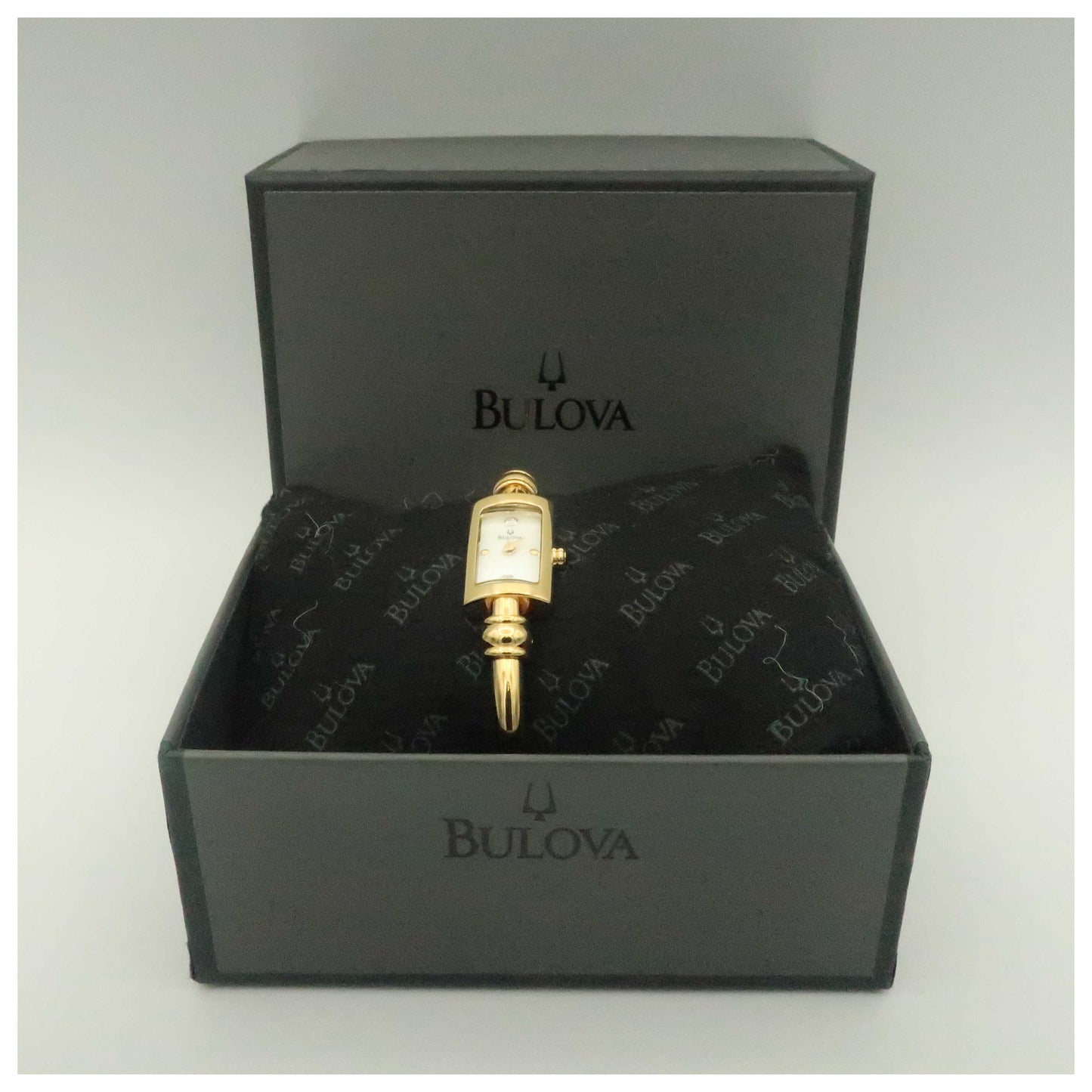 Bulova Diamonds Women's Swiss Quartz (Battery-Powered) Watch 97S95-PO - Image #6