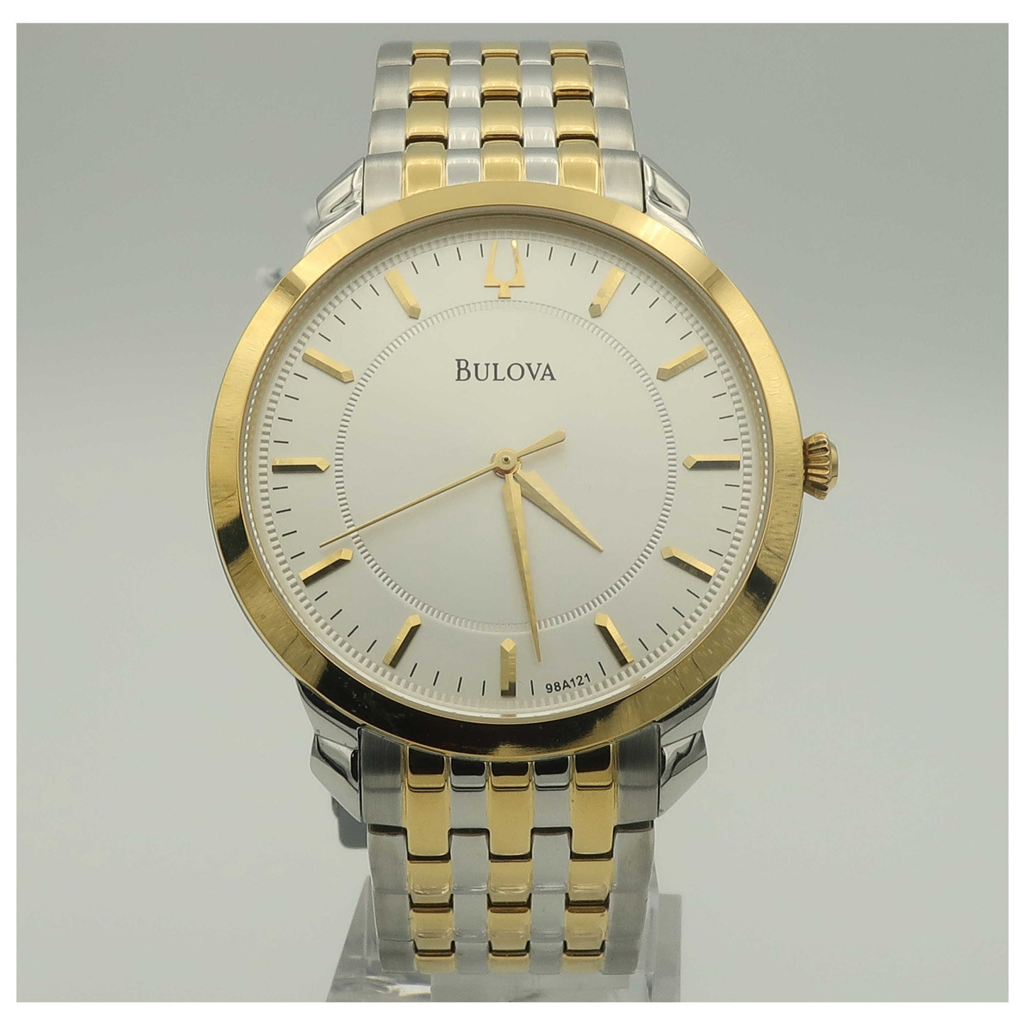 Front view of Bulova Dress Men's Japanese Quartz (Battery-Powered) Watch 98A121-SD