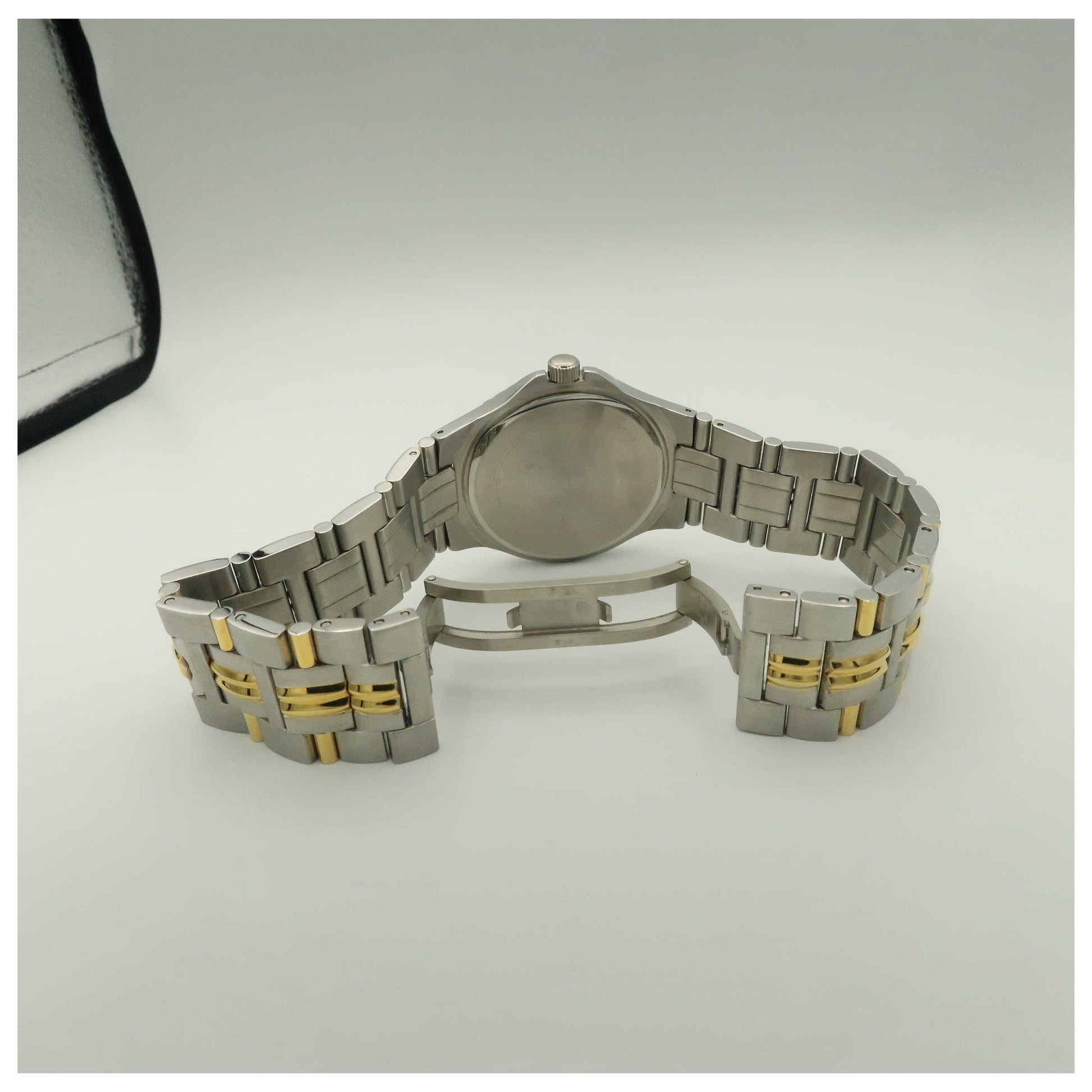 Bulova Diamonds Men's Quartz Watch 98D115-PO - Image #7