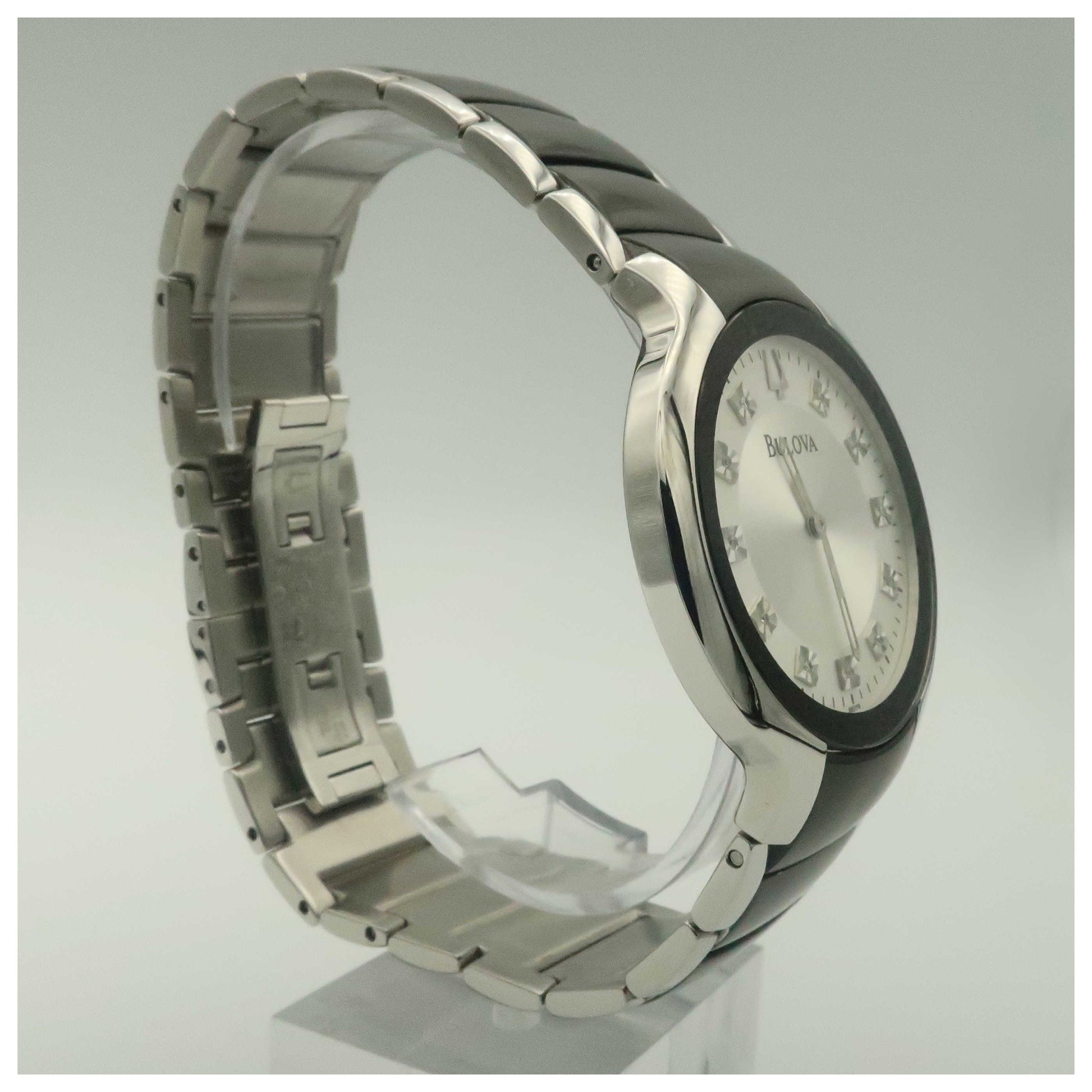 Bulova Diamonds Men's Quartz Watch 98D118-PO - Image #3