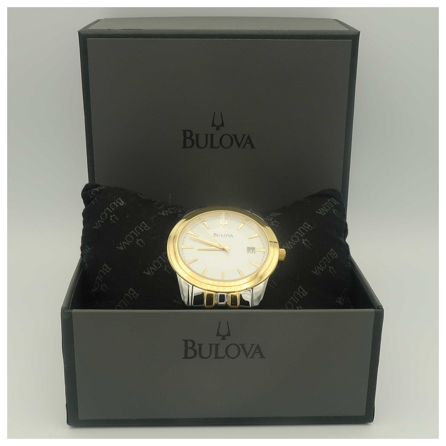 Bulova Bracelet Men's Swiss Quartz (Battery-Powered) Watch 98H47-PO - Image #6