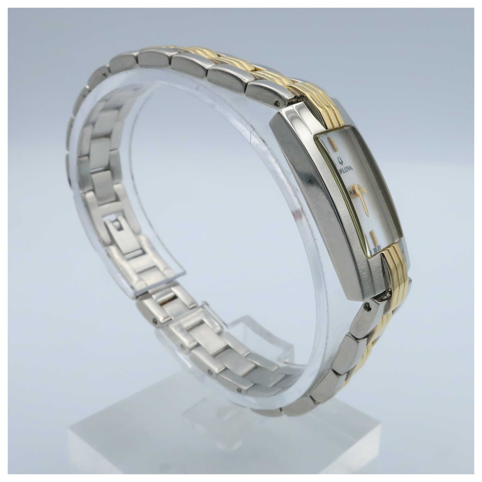 Bulova Bracelet Women's Quartz Watch 98L001-SDV - Image #3