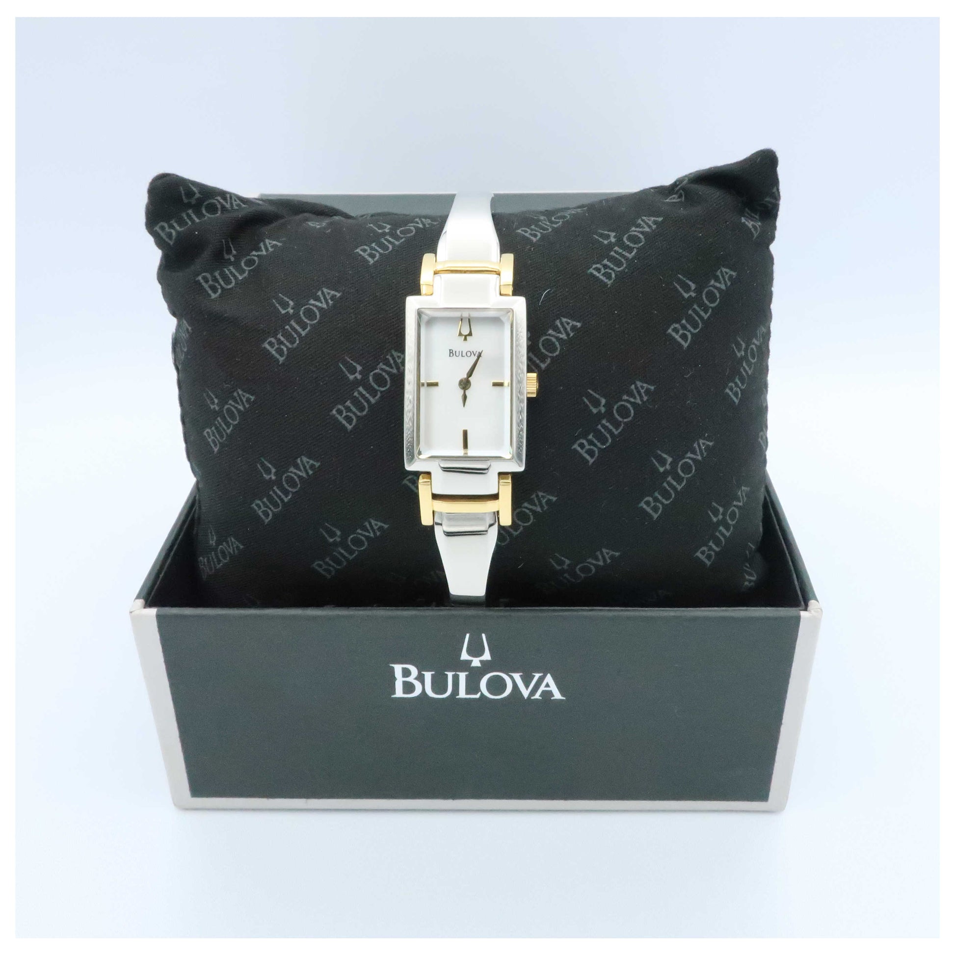 Bulova Dress Women's Japanese Quartz (Battery-Powered) Watch 98L149-PO - Image #6